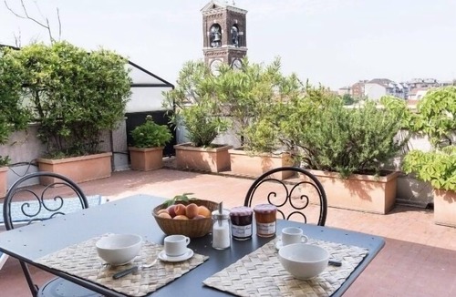 Porta Romana Apartment | Penthouse with terrace Navigli Bocconi