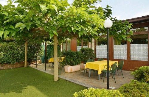 Crociale Apartment | Perla 7 quiet apartment with patio and pool