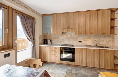 Sant'Anna Apartment | Pet-Friendly Apartment 'Sandra Casa Claudia' with Mountain View