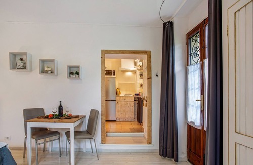 Visgnola Apartment | Pet-friendly Studio Monolocali in Casa con Giardino with A/C, Wi-Fi, Garden & Terrace