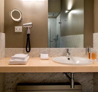 Borgo San Leonardo Hotel | Petronilla - Hotel In Bergamo