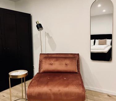 Dusseldorf Old Town Apartment | Plus31