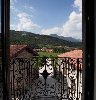 Villongo Resort | Podere Castel Merlo Resort