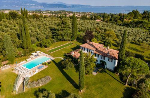 Puegnago del Garda House | PODERI LA ROCCHETTA Countryside Estate on the Hills of Lake Garda