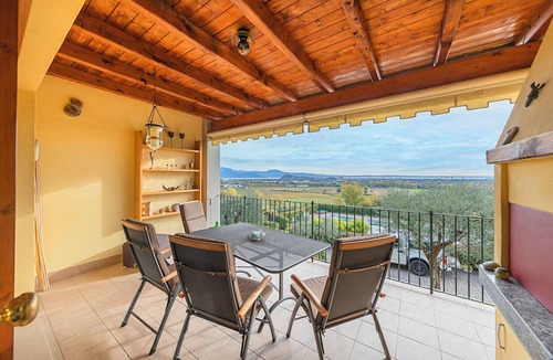 Picedo Apartment | Poggio Picedo P1/32 by Wonderful Italy