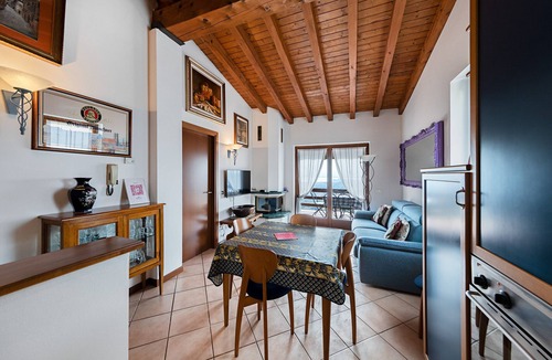 Villanuova sul Clisi Apartment | Poggio sul Clisi 30 Apartment by Wonderful Italy
