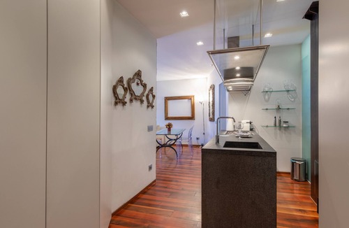 Zona Risorgimento Apartment | Porta Venezia-Design apartment, 2-bedrooms, Netflix, wifi