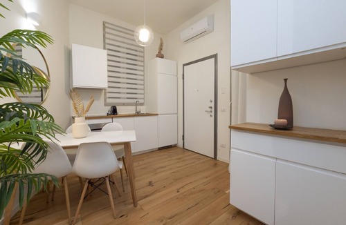 Guastalla Apartment | Porta Vittoria apartments by Rentopolis