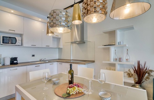 Porlezza Apartment | Porto Letizia T12 B1, Porlezza, Italy
