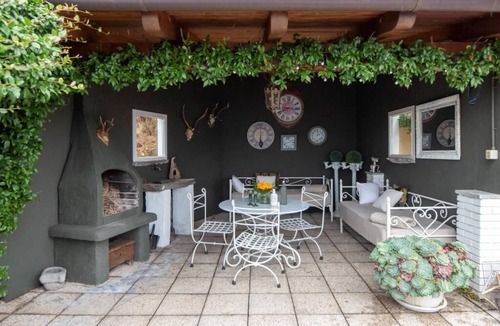 Gravedona House | Pretore Romantico Loft Holiday Apartment with Pool