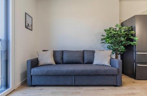 Milan Apartment | Prime Living Milano Merlata - Balcony Apartment