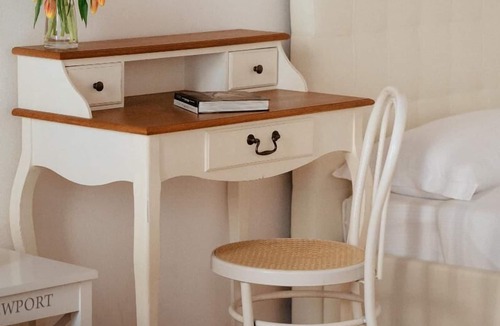 Borgo San Leonardo Hostel | Private family space