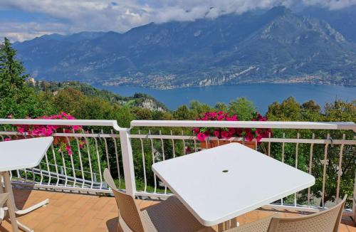 Civenna Hotel | PROVINCIALE 79