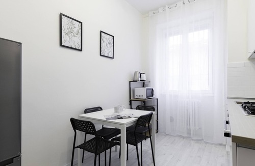 Monza Apartment | Puccini 3 - One Bedroom Apartment, Sleeps 4