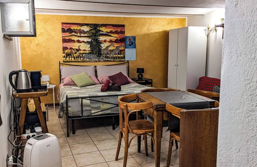 Casbeno House | Quiet tavern for a relaxing break and a chance to explore the lakes