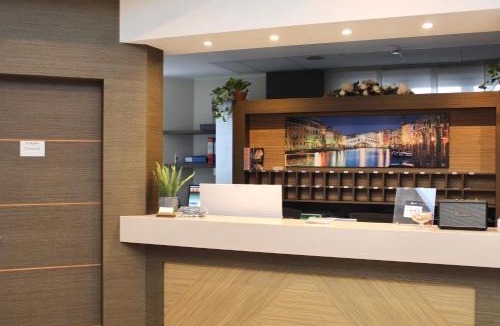 Milan Hotel | Raya Hotel