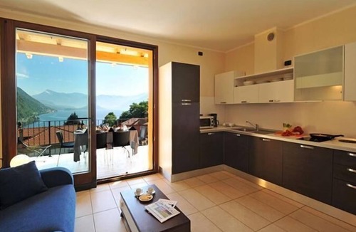 Argegno Apartment | Residence Eden Magnolia 16, Argegno, Italy