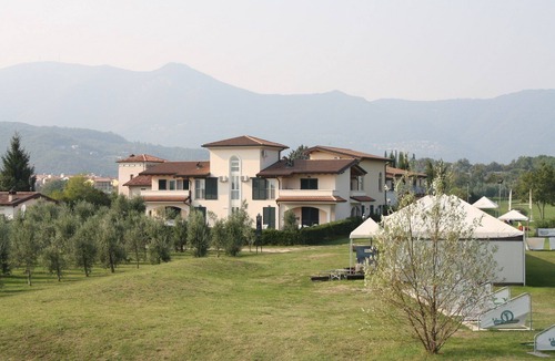 Cunettone-villa House | RESIDENCE IL COLOMBARO ~ TWO-ROOM APARTMENT A7