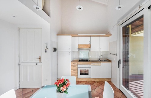 Soiano del Lago Apartment | Residence Stropea 5 Apartment by Wonderful Italy