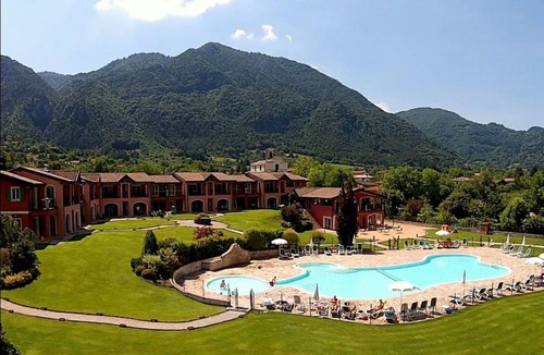 Crone Apartment | Residence Vico - Large Sweet