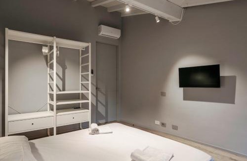 Brescia Antica Apartment | Residenza 56 - Brescia City - by HOST4U