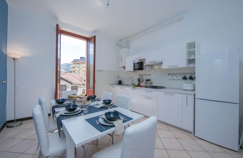 Luino Apartment | Residenza Oleandro Lake View Luino Center