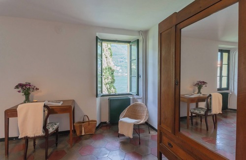 Laglio Apartment | Residenza Regina - Three Bedroom Apartment, Sleeps 5