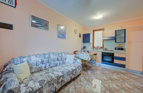 Desenzano del Garda Apartment | Residenza Verde, Desenzano Del Garda, Italy