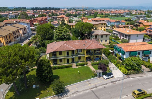 Rivoltella Apartment | Residenza Vittoria, Desenzano Del Garda, Italy