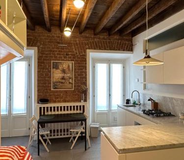 Porta Romana Apartment | Ringhiera 22 - Riccardo's Luxury Loft in Porta Romana