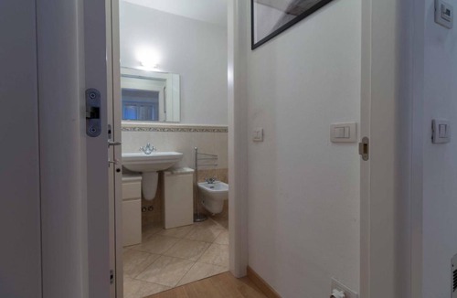 Lecco Apartment | Roma 24 Apartment - Affitti Brevi Italia
