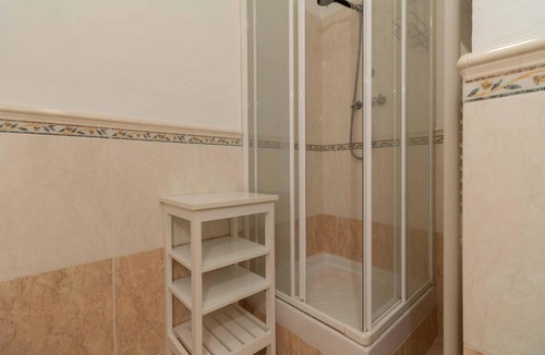 Lecco Apartment | Roma 24 Apartment - Affitti Brevi Italia