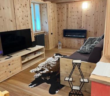 Gerola Alta Apartment | Roma16