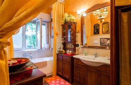 Bullona Apartment | ROMANTIC PERFECT FOR CATHEDRAL & EXHIBITION