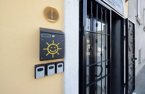Gavardo Apartment | Room 'Camera Sea' with Mountain View and Wi-Fi