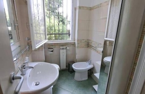 Rozzano Apartment | "Rosa" Holiday Home in Rozzano