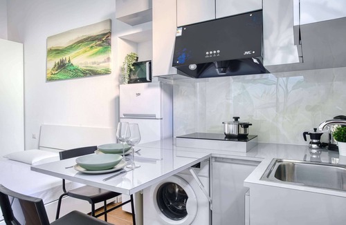 Chinatown Apartment | Rosmini13; Lil Gem in Sempione District