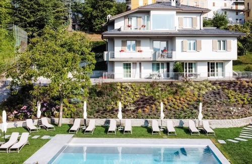 Rota d'Imagna Apartment | Rota Apartments - bilocale NUVOLA con jacuzzi in camera e vista mozzafiato