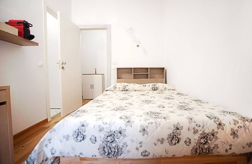 Rozzano House | rozzano affittacamere