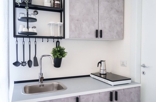 Gallaratese Apartment | [San Siro]Junior Suite, con ampio Balcone