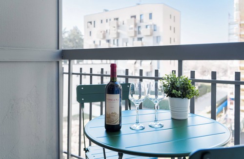 Gallaratese Apartment | [San Siro]Junior Suite, con ampio Balcone
