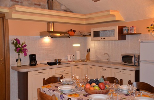 Gardola Apartment | Schoener lake view, large terrace, Pets Allowed, Garden and Parking