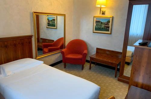 Buscate Hotel | Scia' On Martin