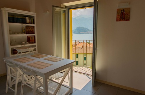 Cadenabbia Apartment | SELF CHECK IN, PRIVATE PARKING, MESMERIZING VIEWS!