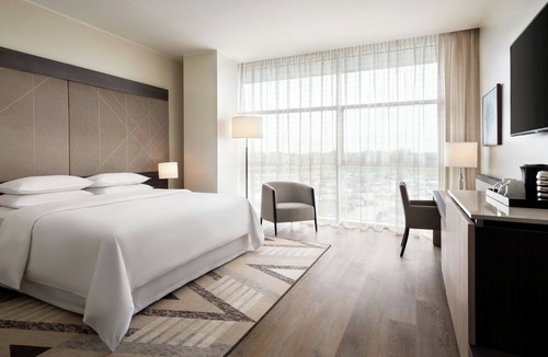 Ferno Hotel | Sheraton Milan Malpensa Airport Hotel & Conference Center