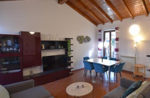 Poppino Villa | Shila House
