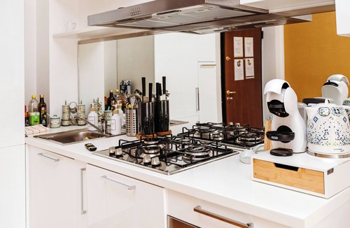 Centro Direzionale House | Sicilian Escape - 100m from Milan Central Station