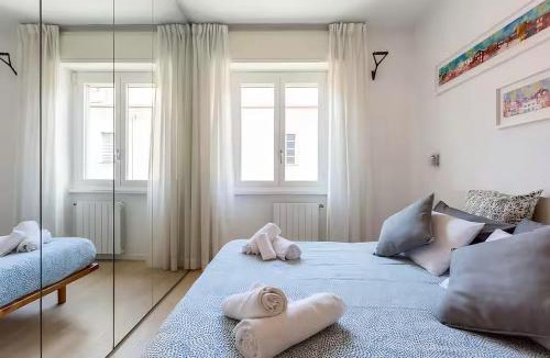 Porta Genova Apartment | Silver House [Navigli - Tortona]