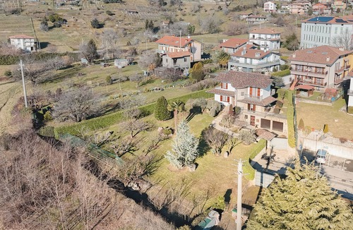 Sorisole Villa | Single villa with large park, in nature, close to Bergamo