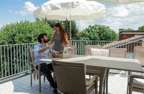 Colombare Apartment | Sirmione Rosselli Apartments